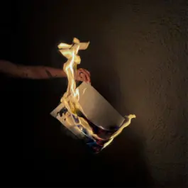 PYROMÈNE von Leonie Kümmerle, Projektbild 3
